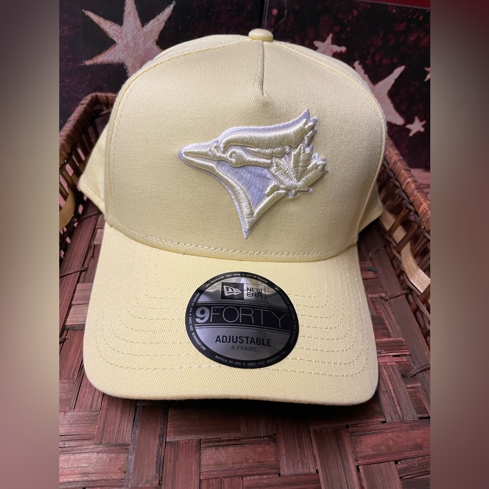 Blue Jays New Era Light Yellow 9FORTY Cap